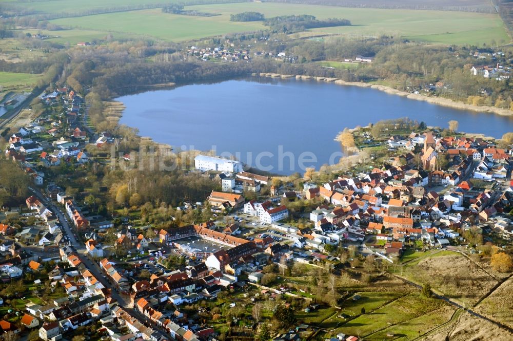 Luftbild Crivitz - Ortskern am Uferbereich am Crivitzer See in Crivitz im Bundesland Mecklenburg-Vorpommern, Deutschland