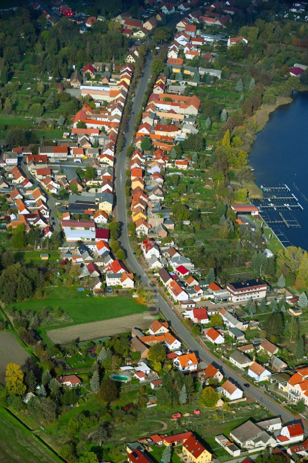 Luftbild Wusterwitz - Ortskern am Uferbereich Großer Wusterwitzer See in Wusterwitz im Bundesland Brandenburg, Deutschland