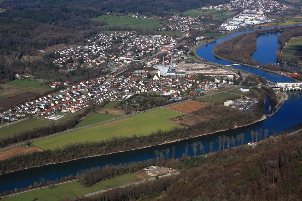 Luftbild Albbruck - Ortskern am Uferbereich des Hochrhein - Flußverlaufes in Albbruck im Bundesland Baden-Württemberg, Deutschland