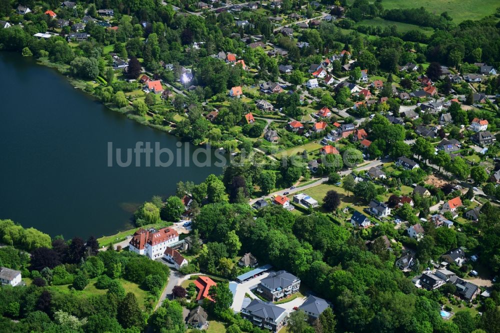 Luftaufnahme Eutin - Ortskern am Uferbereich des Kellersee im Ortsteil Fissau in Eutin im Bundesland Schleswig-Holstein, Deutschland
