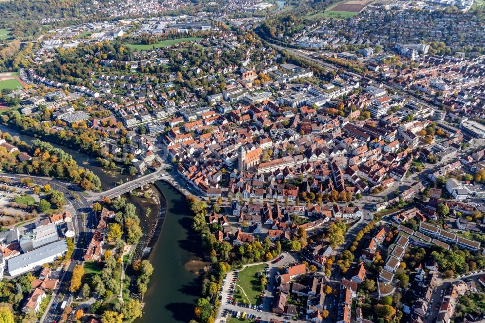 Nürtingen von oben - Ortskern am Uferbereich des Neckar - Flußverlaufes in Nürtingen im Bundesland Baden-Württemberg, Deutschland