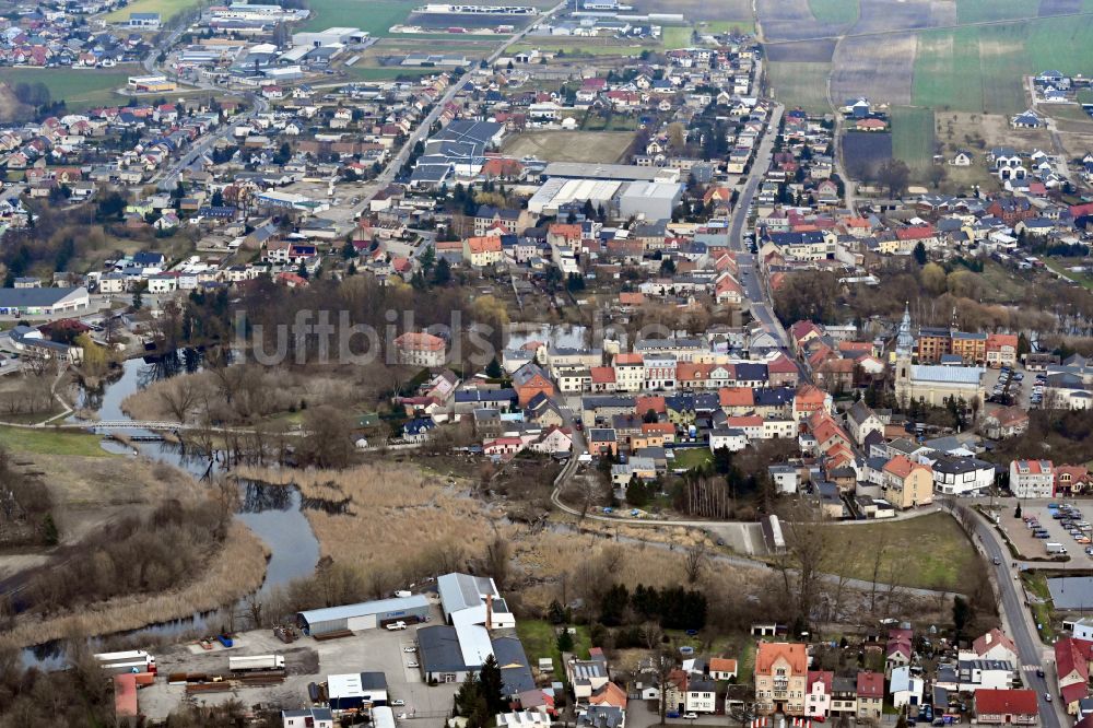 Luftbild Zbaszyn - Bentschen - Ortskern am Uferbereich des Obra - Flußverlaufes in Zbaszyn - Bentschen in Wielkopolskie - Großpolen, Polen