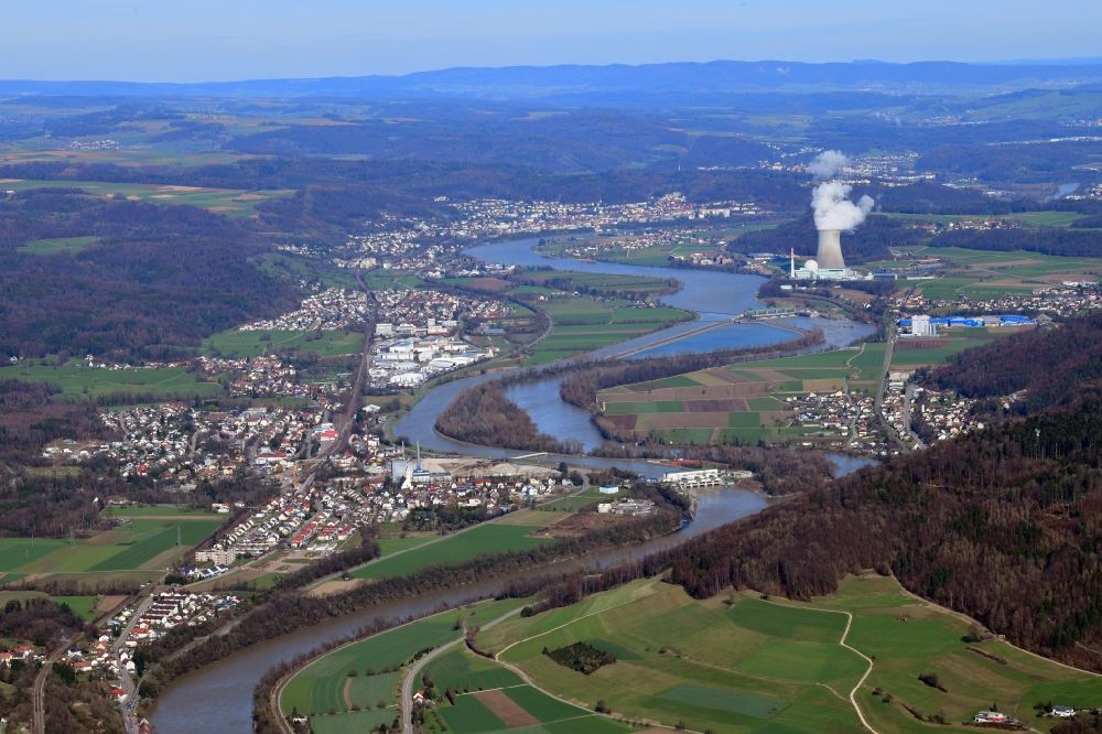 Albbruck von oben - Ortskern am Uferbereich des Rhein - Flußverlaufes in Albbruck im Bundesland Baden-Württemberg, Deutschland