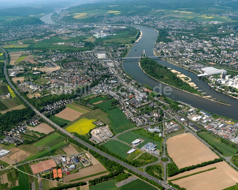 Luftaufnahme Weißenthurm - Ortskern am Uferbereich des Rhein- Flußverlaufes in Weißenthurm im Bundesland Rheinland-Pfalz