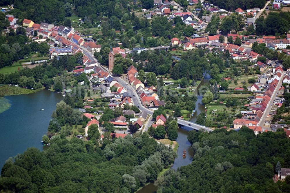 Luftaufnahme Alt Ruppin - Ortskern am Uferbereich des Ruppiner See in Alt Ruppin im Bundesland Brandenburg, Deutschland