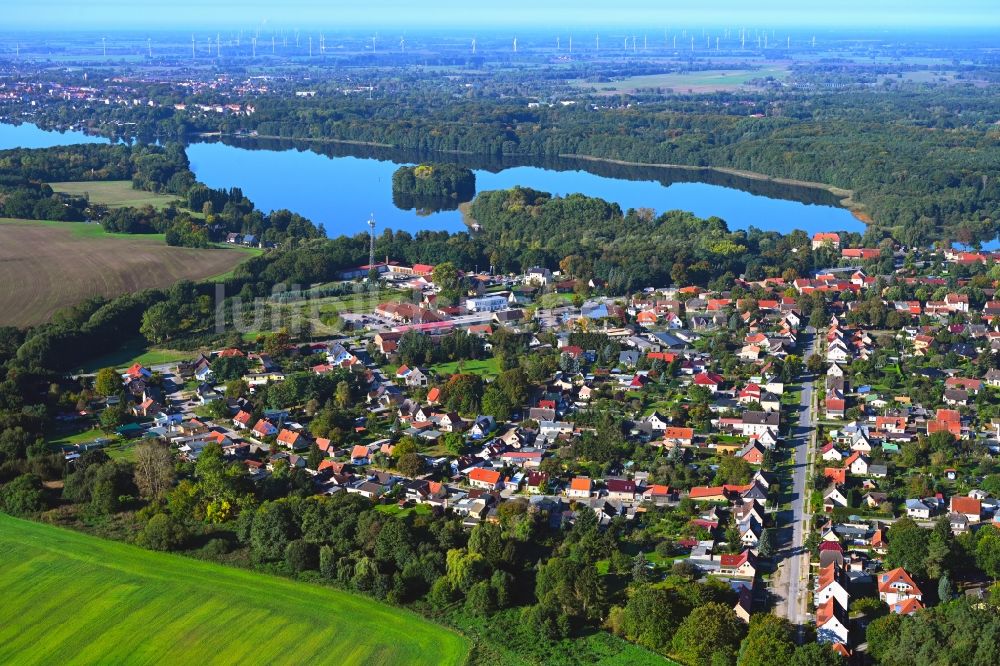 Luftbild Alt Ruppin - Ortskern am Uferbereich des Ruppiner See in Alt Ruppin im Bundesland Brandenburg, Deutschland