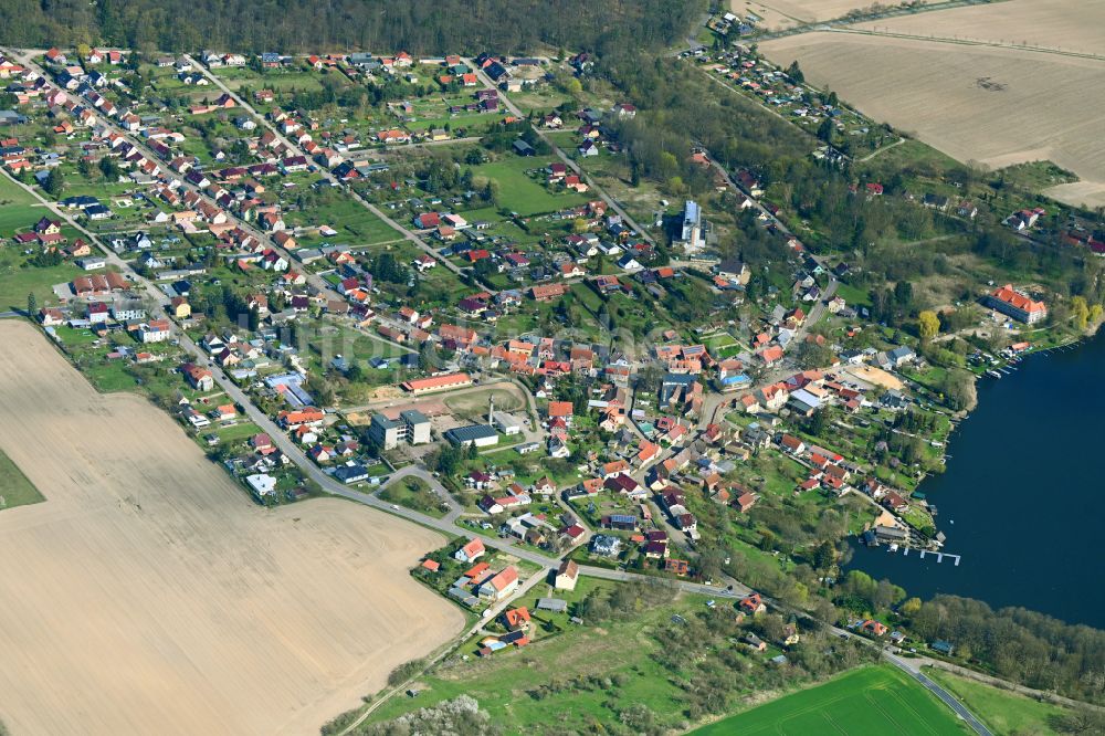 Luftbild Flecken Zechlin - Ortskern am Uferbereich Schwarzer See in Flecken Zechlin im Bundesland Brandenburg, Deutschland