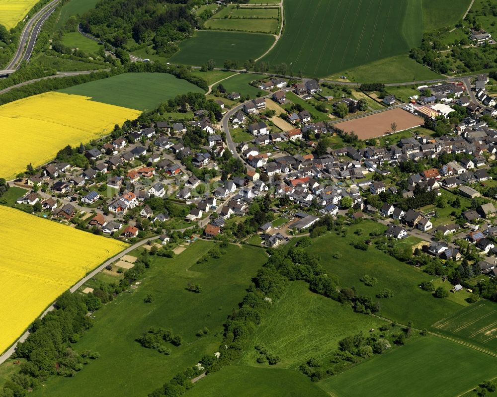 Sinzig aus der Vogelperspektive: Ortsteilansicht von Löhndorf in Sinzig im Bundesland Rheinland-Pfalz
