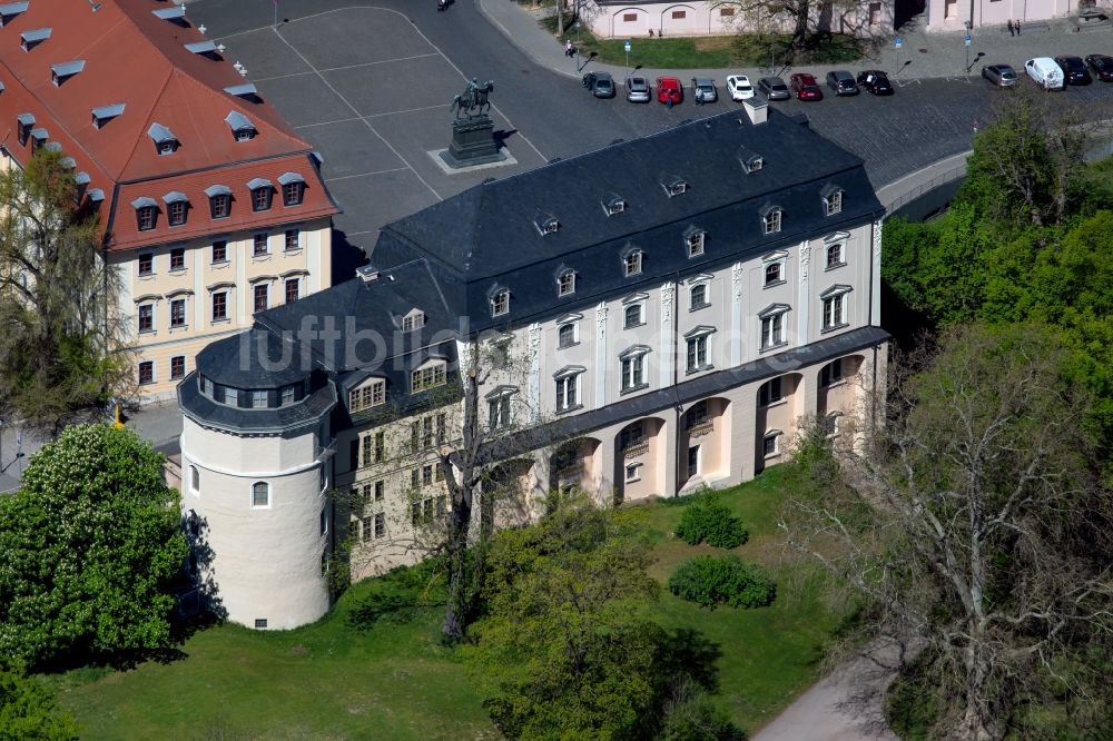 Luftaufnahme Weimar - Palais der Herzogin Anna Amalia Bibliothek in Weimar im Bundesland Thüringen, Deutschland