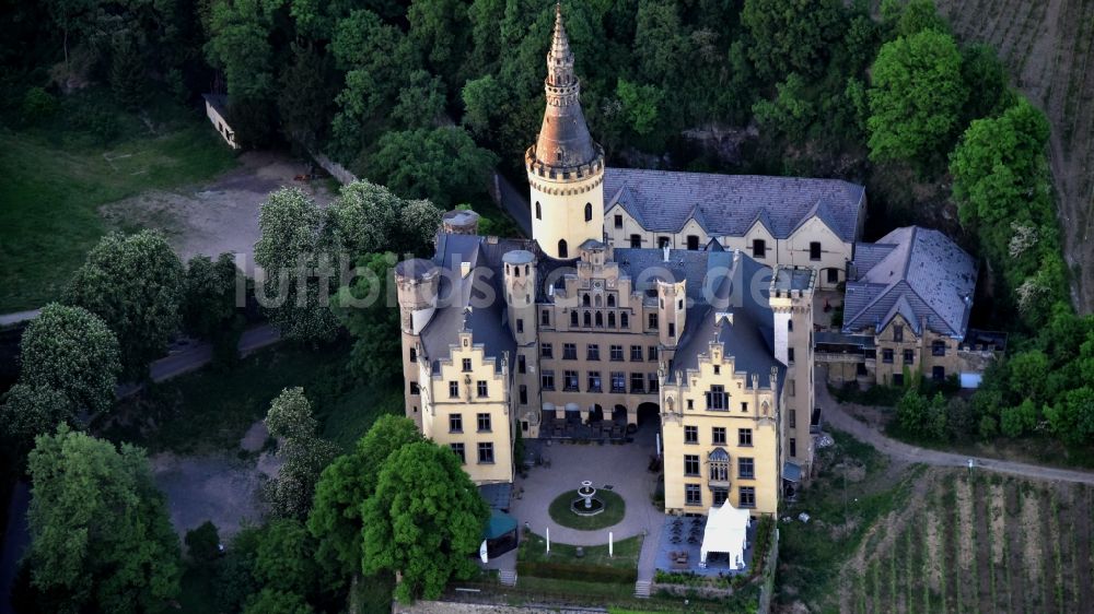 Luftbild Bad Hönningen - Palais des Schloss Ahrenfels im Ortsteil Ariendorf in Bad Hönningen im Bundesland Rheinland-Pfalz, Deutschland