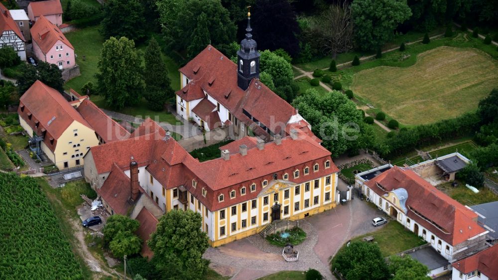 Luftbild Seußlitz - Palais des Schloss - Barockschloß in Seusslitz im Bundesland Sachsen, Deutschland