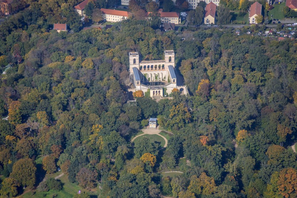 Potsdam aus der Vogelperspektive: Palais des Schloss Belvedere auf dem Pfingstberg in Potsdam im Bundesland Brandenburg