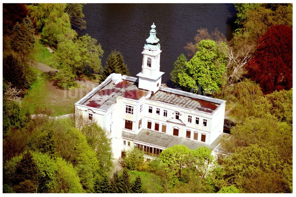 Schönwalde aus der Vogelperspektive: Palais des Schloss Dammsmühle in Schönwalde im Bundesland Brandenburg, Deutschland