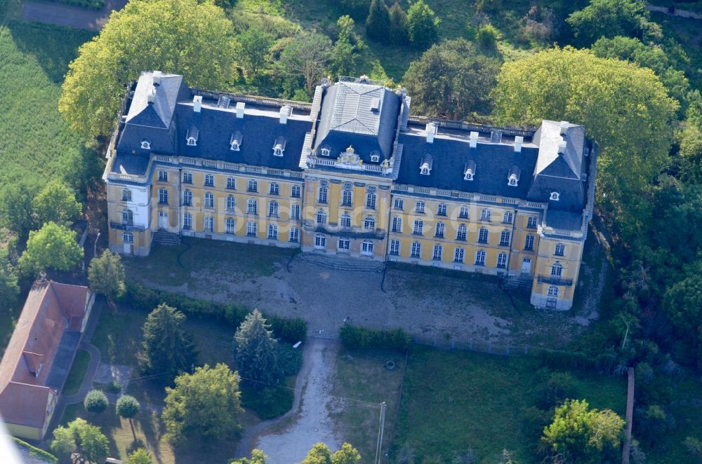 Dornburg von oben - Palais des Schloss in Dornburg im Bundesland Sachsen-Anhalt, Deutschland