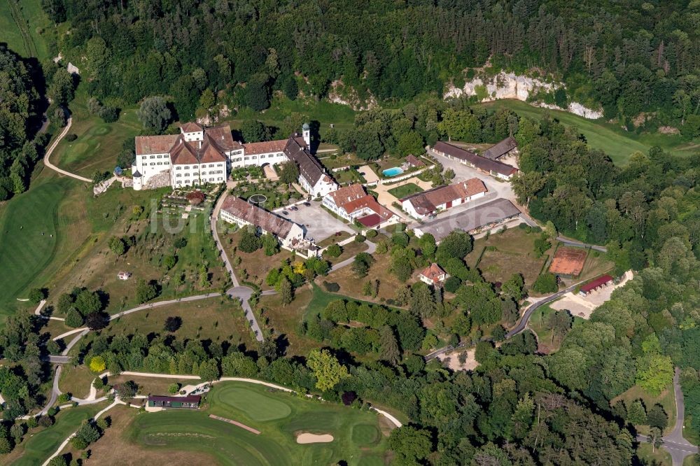 Luftaufnahme Orsingen-Nenzingen - Palais des Schloss Langenstein in Orsingen-Nenzingen im Bundesland Baden-Württemberg, Deutschland