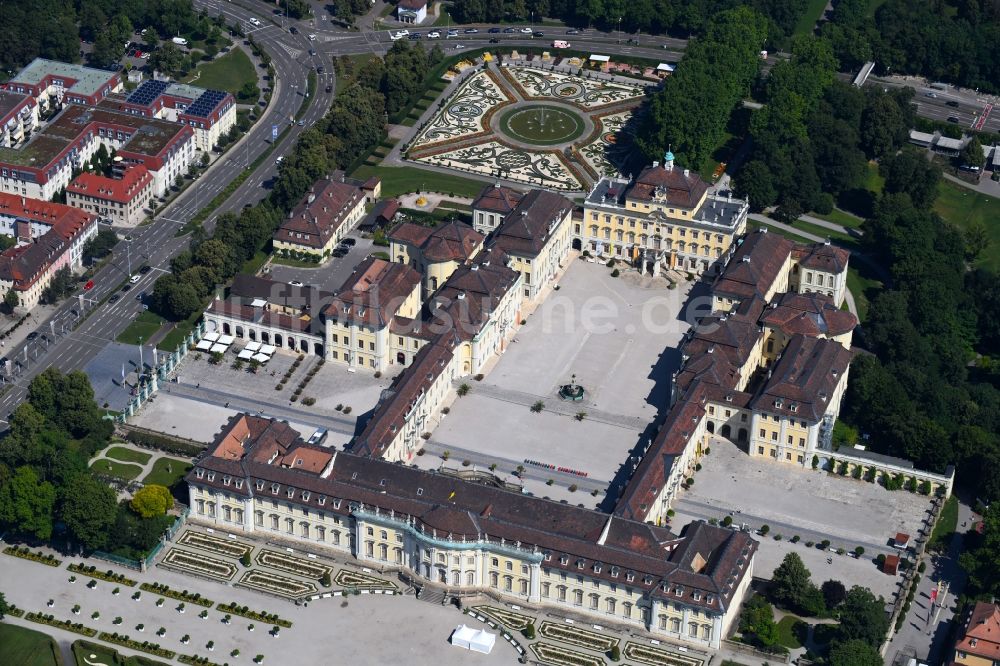 Luftaufnahme Ludwigsburg - Palais des Schloss in Ludwigsburg im Bundesland Baden-Württemberg, Deutschland