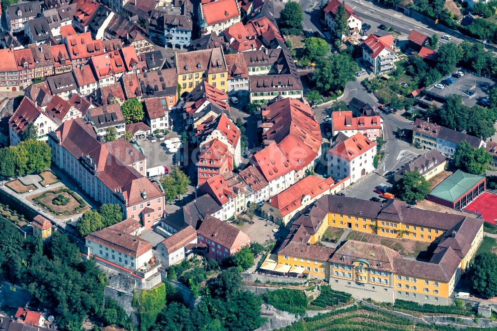 Luftaufnahme Meersburg - Palais des Schloss in Meersburg im Bundesland Baden-Württemberg, Deutschland