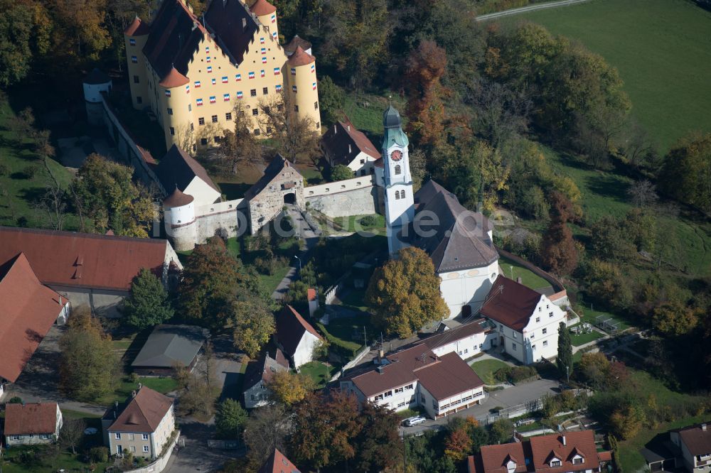 Luftaufnahme Erbach - Palais des Schloss Schloss Erbach in Erbach im Bundesland Baden-Württemberg, Deutschland