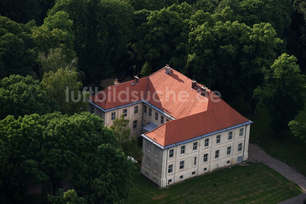 Luftbild Oberkrämer - Palais des Schloss Schwante in Oberkrämer im Bundesland Brandenburg
