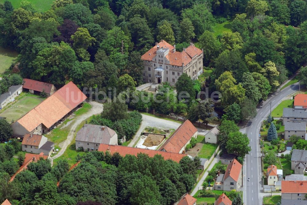 Luftbild Wachau - Palais des Schloss in Seifersdorf im Bundesland Sachsen, Deutschland