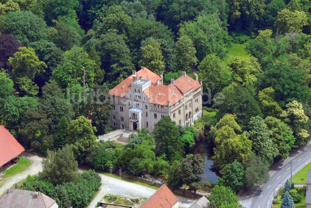 Luftaufnahme Wachau - Palais des Schloss in Seifersdorf im Bundesland Sachsen, Deutschland