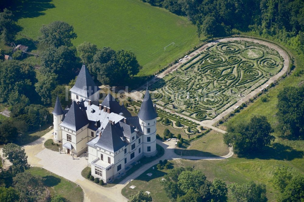 Tiszadob von oben - Palais des Schloss in Tiszadob in Szabolcs-Szatmar-Bereg, Ungarn