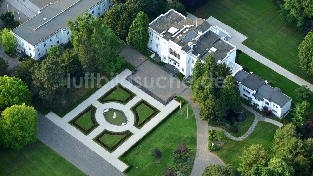 Luftbild Bonn - Palais des Schloss Villa Hammerschmidt in Bonn im Bundesland Nordrhein-Westfalen, Deutschland