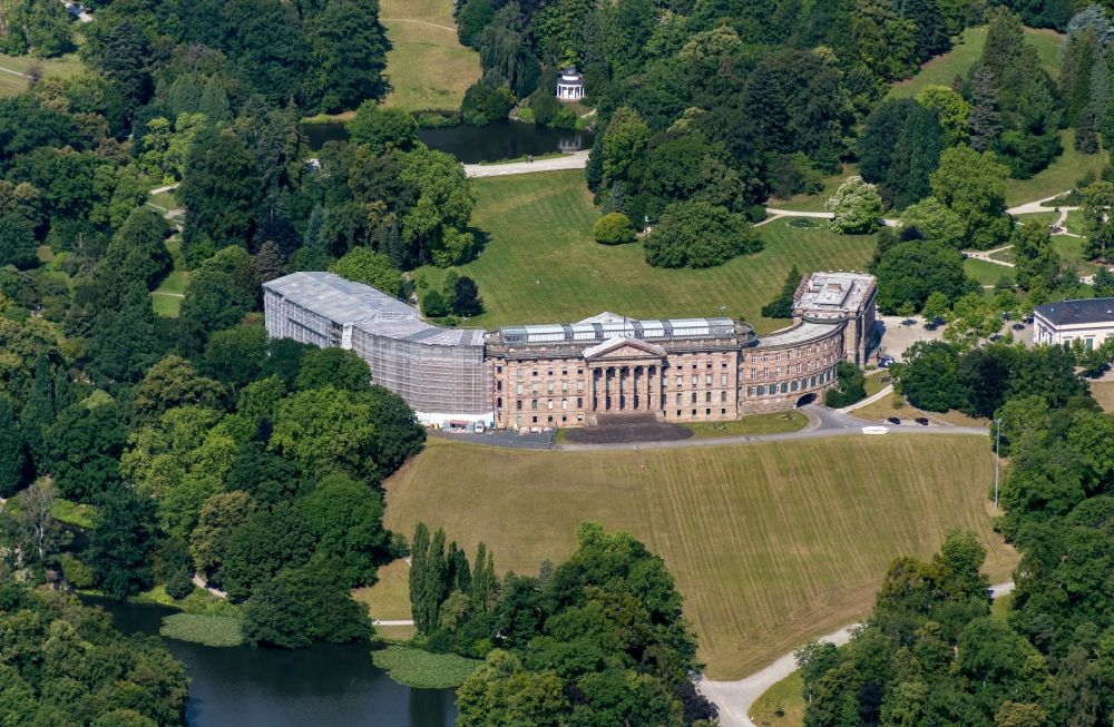Luftaufnahme Kassel - Palais des Schloss Wilhelmshöhe in Kassel im Bundesland Hessen, Deutschland