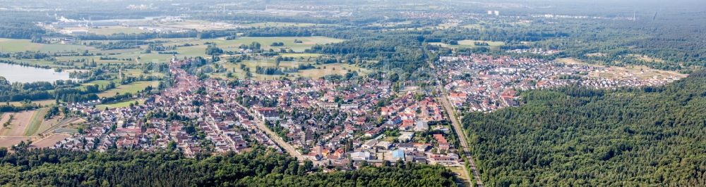 Jockgrim aus der Vogelperspektive: Panorama der Dorf - Ansicht am Rande von Feldern in Jockgrim im Bundesland Rheinland-Pfalz, Deutschland