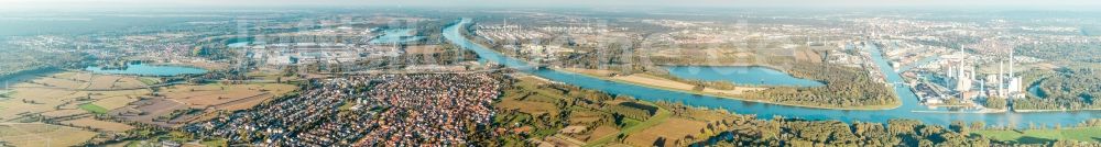 Luftaufnahme Wörth am Rhein - Panorama des Fluß - Brückenbauwerk über den Rhein im Ortsteil Maximiliansau in Wörth am Rhein im Bundesland Rheinland-Pfalz, Deutschland