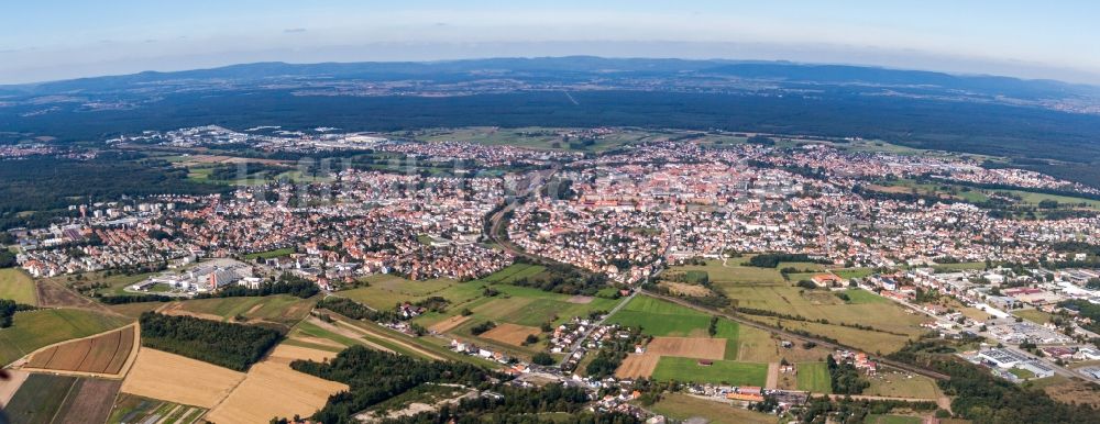 Haguenau aus der Vogelperspektive: Panorama der Ortsansicht in Haguenau in Grand Est, Frankreich