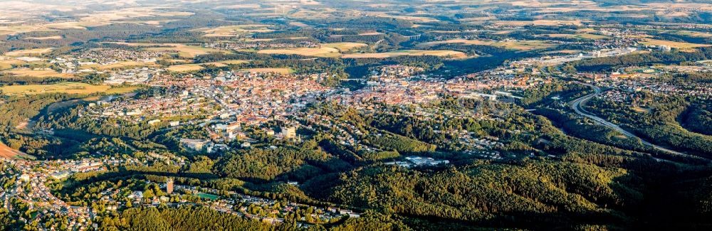 Pirmasens aus der Vogelperspektive: Panorama von Pirmasens im Bundesland Rheinland-Pfalz, Deutschland