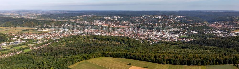 Luftaufnahme Tübingen - Panorama des Stadtgebiet mit Außenbezirken und Innenstadtbereich in Tübingen im Bundesland Baden-Württemberg, Deutschland