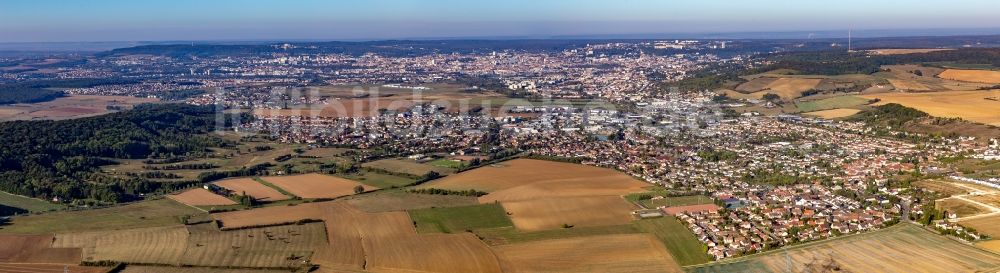 Nancy von oben - Panoramagesamtübersicht von Stadtgebiet mit Außenbezirken und Innenstadtbereich in Nancy in Grand Est, Frankreich