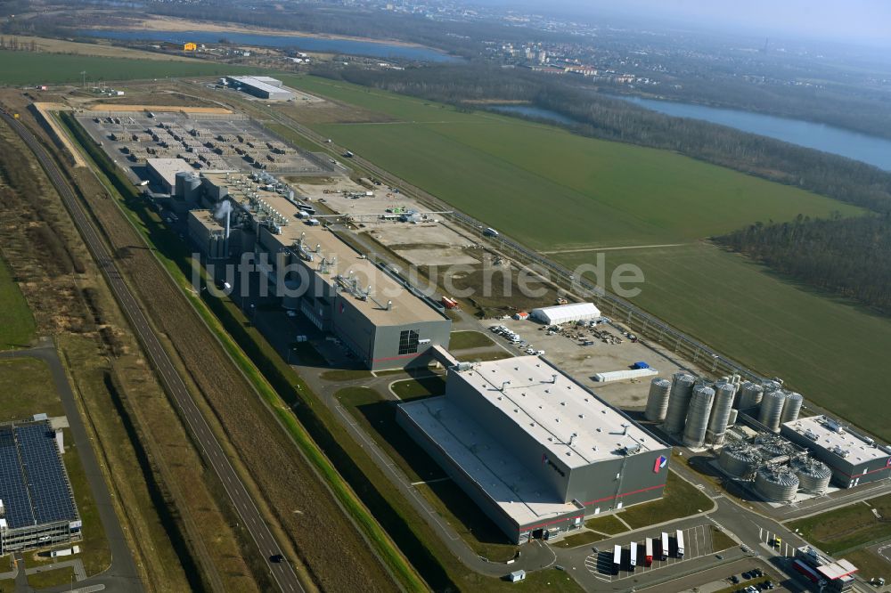 Sandersdorf von oben - Papierfabrik der Progroup AG in Sandersdorf - Brehna im Bundesland Sachsen-Anhalt, Deutschland