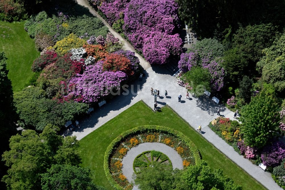 Konstanz aus der Vogelperspektive: Parkanlage mit Blumenuhr auf der Insel Mainau im Bundesland Baden-Württemberg, Deutschland