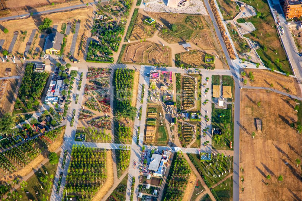 Luftaufnahme Mannheim - Parkanlage der Bundesgartenschau in Mannheim im Bundesland Baden-Württemberg, Deutschland