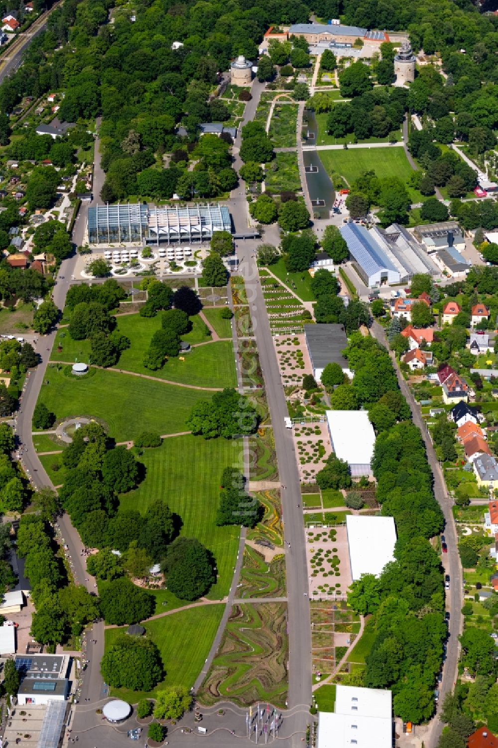 Erfurt von oben - Parkanlage egapark im Ortsteil Hochheim in Erfurt im Bundesland Thüringen, Deutschland