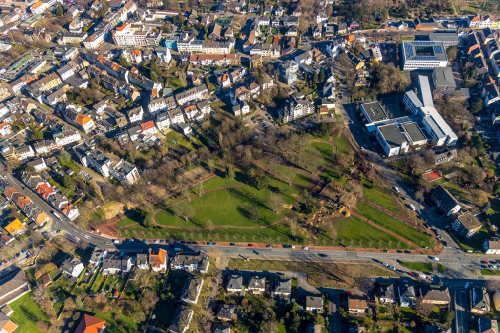 Bochum von oben - Parkanlage Friedenspark in Bochum im Bundesland Nordrhein-Westfalen, Deutschland