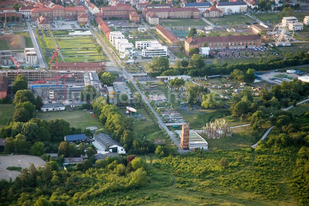 Landau in der Pfalz von oben - Parkanlage der Landesgartenschau LGS in Landau in der Pfalz im Bundesland Rheinland-Pfalz