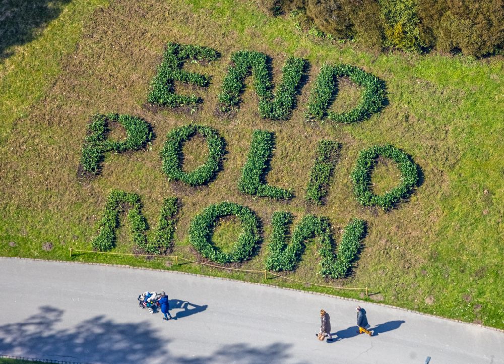 Luftaufnahme Dortmund - Parkanlage mit Losung END POLIO NOW in Dortmund im Bundesland Nordrhein-Westfalen, Deutschland
