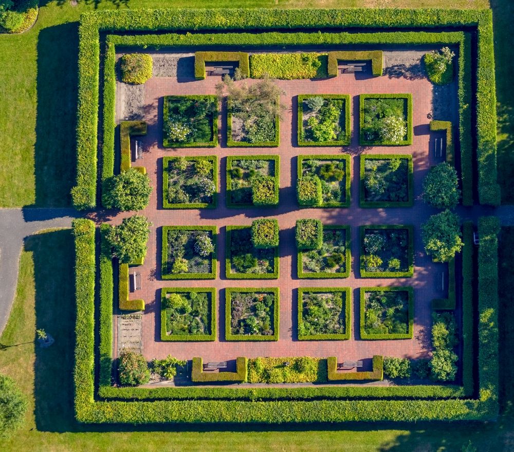 Luftaufnahme Münster - Parkanlage Mutterhausgarten im Ortsteil Ost in Münster im Bundesland Nordrhein-Westfalen, Deutschland