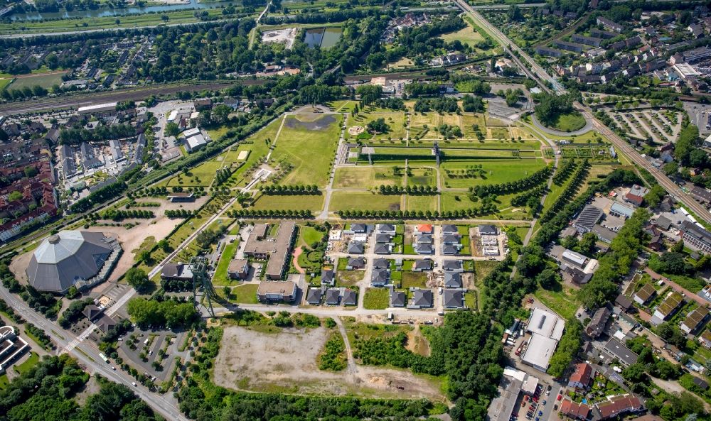 Luftbild Oberhausen - Parkanlage Olga Park auf dem Gelände der ehemaligen Zeche Osterfeld in Oberhausen im Bundesland Nordrhein-Westfalen