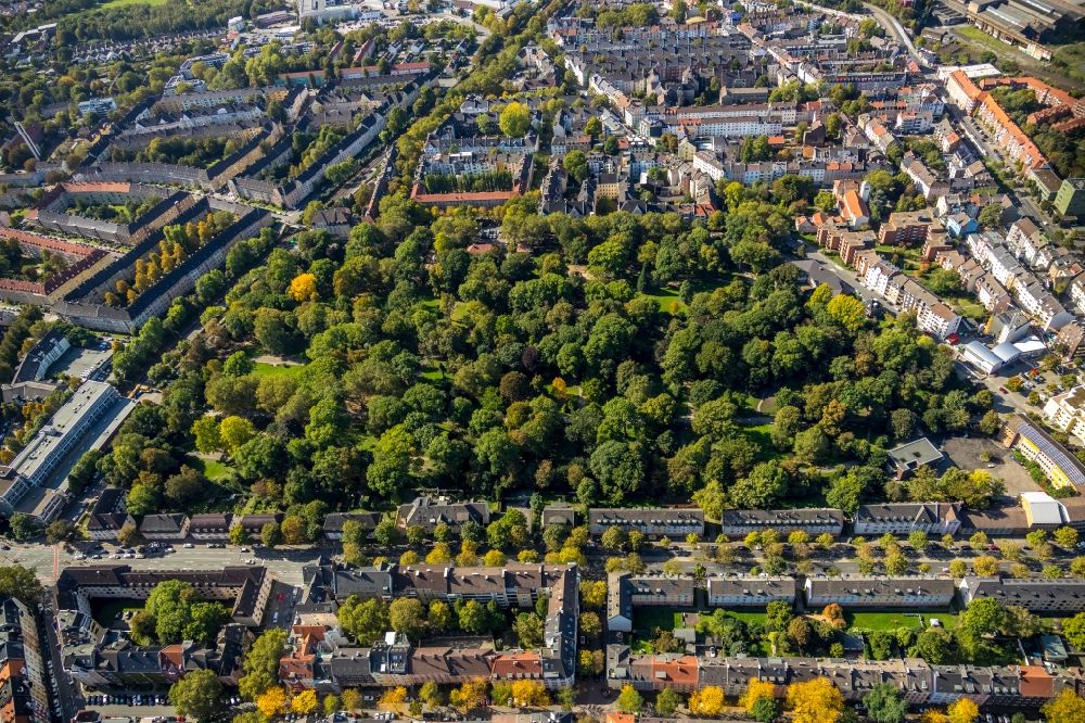 Luftaufnahme Dortmund - Parkanlage im Ortsteil Westpark in Dortmund im Bundesland Nordrhein-Westfalen, Deutschland