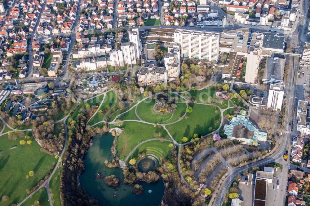 Luftbild Leonberg - Parkanlage mit Parksee in Leonberg im Bundesland Baden-Württemberg, Deutschland