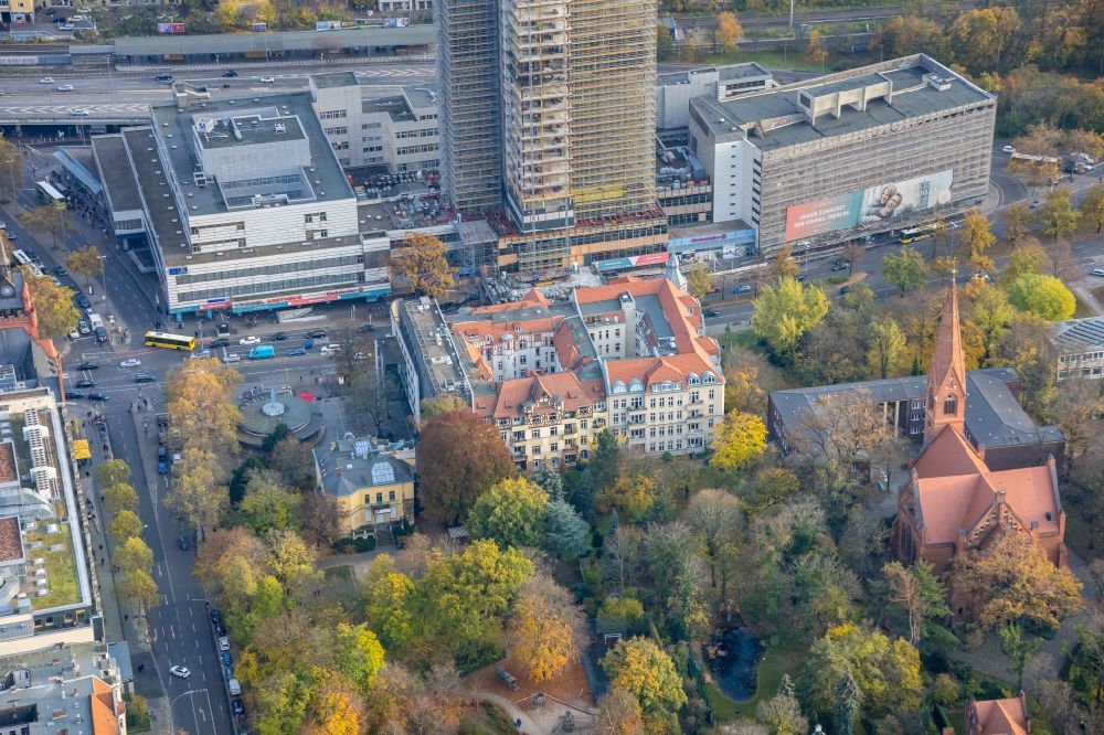 Luftaufnahme Berlin - Parkanlage Rothenburgstraße Ecke Grunewaldstraße im Ortsteil Steglitz in Berlin, Deutschland