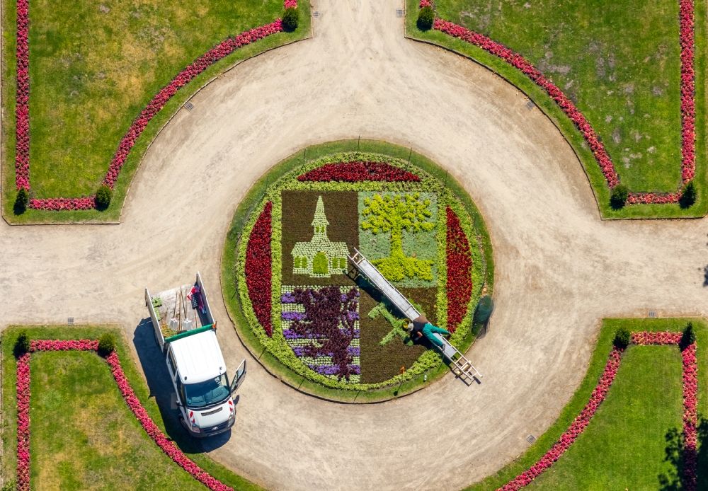 Luftbild Gelsenkirchen - Parkanlage des Schlossgarten am Schloss Berge im Ortsteil Buer in Gelsenkirchen im Bundesland Nordrhein-Westfalen, Deutschland