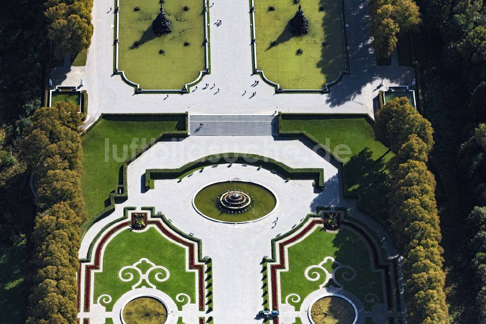 Luftbild Chiemsee - Parkanlage im Schlosspark von Herrenchiemsee in Chiemsee im Bundesland Bayern, Deutschland