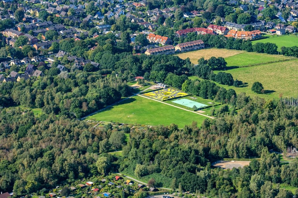 Norderstedt von oben - Parkanlage Stadtpark in Norderstedt im Bundesland Schleswig-Holstein, Deutschland