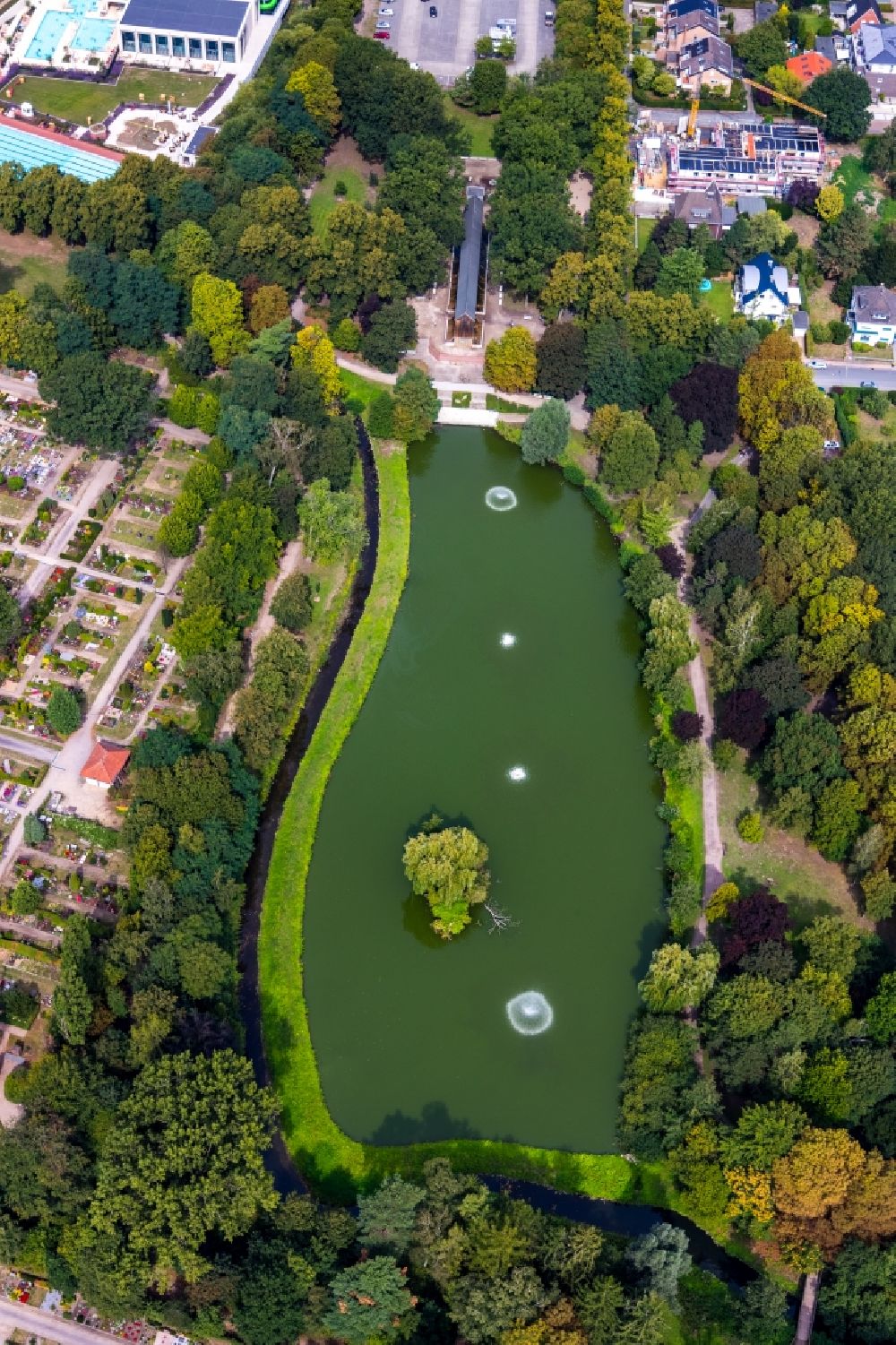 Werne aus der Vogelperspektive: Parkanlage Stadtpark mit See in Werne im Bundesland Nordrhein-Westfalen, Deutschland